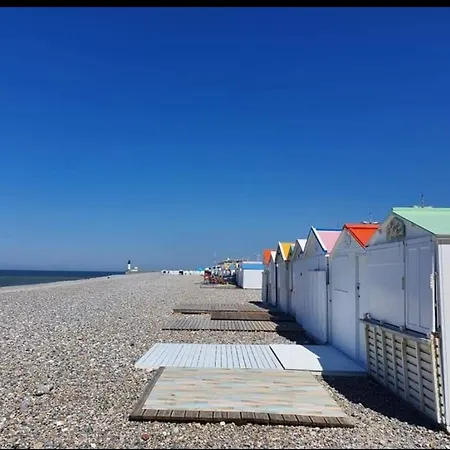 O Bord De L' Eau Апартаменты Ле-Трепор