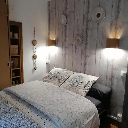 O Bord De L' Eau Апартаменты *