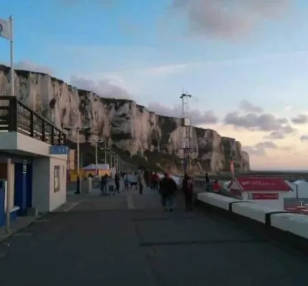 Апартаменты O Bord De L' Eau *