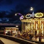 O Bord De L' Eau ル・トレポール